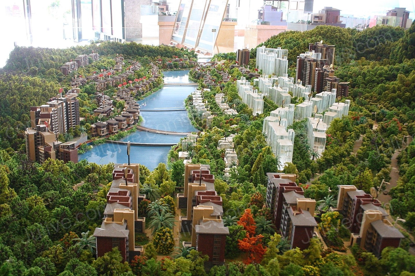 小小小小组H5视频