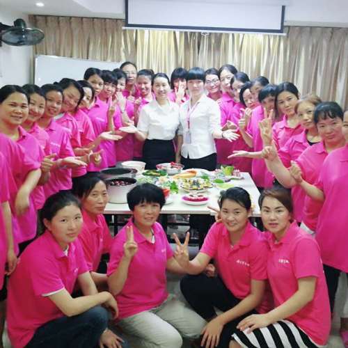 娘子軍家政祝大家端午安康