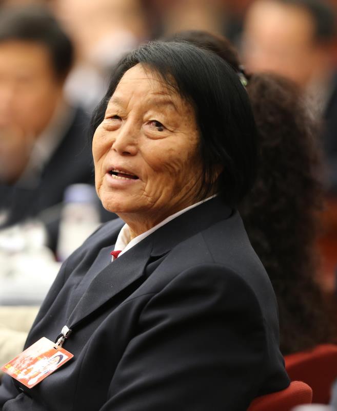 申紀蘭再次當(dāng)選全國人大代表