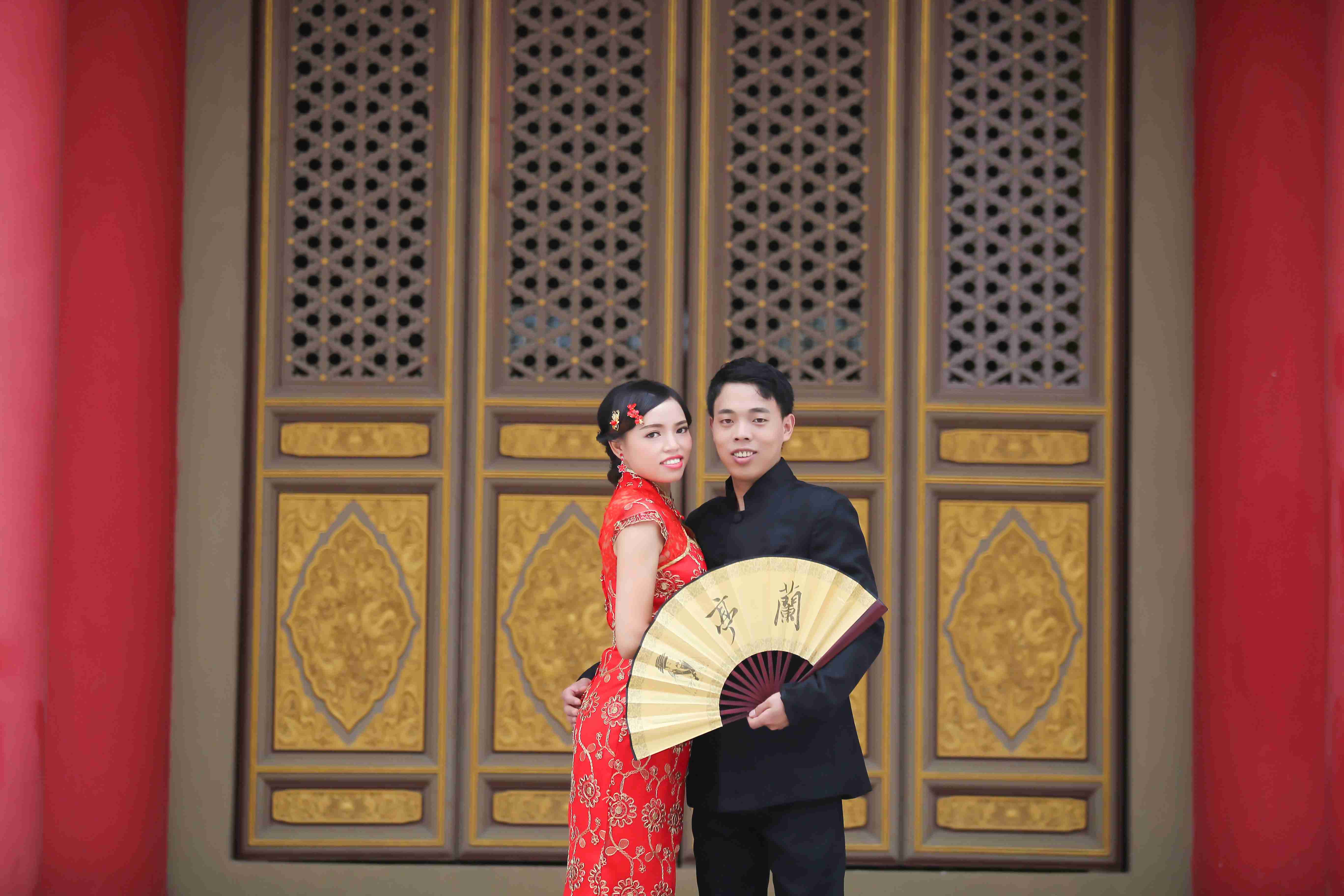 譚龍&朱俊鳳結(jié)婚邀請函（女方）