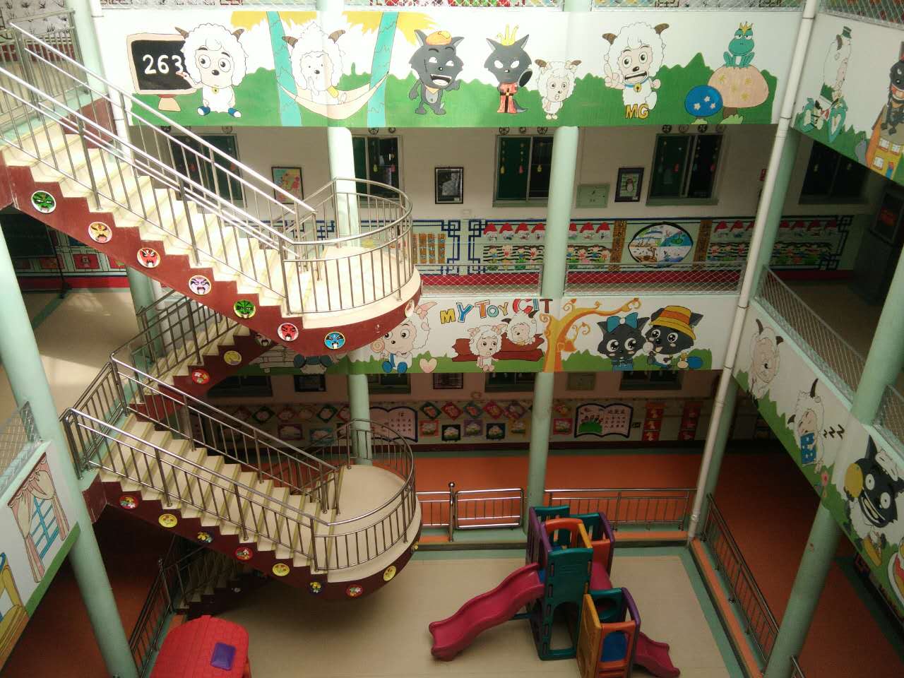 尧乡幼儿园20年园庆"感恩回馈"新生报名优惠活动正在进行中!